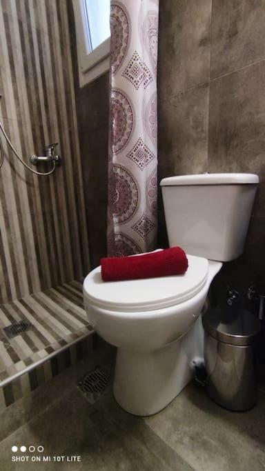Cozy Apartment In Volos!! Ngoại thất bức ảnh